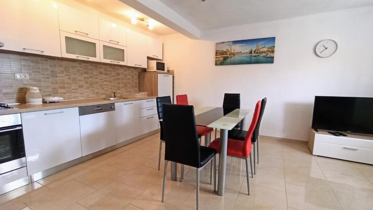 Holiday apartment Maslina Paho Babino Polje Bagian luar foto