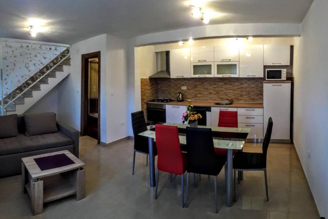 Holiday apartment Maslina Paho Babino Polje Bagian luar foto
